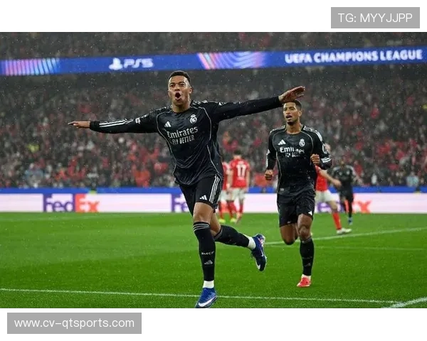 从读秒绝杀到点球决胜,本菲卡两回合淘汰皇马全记录。